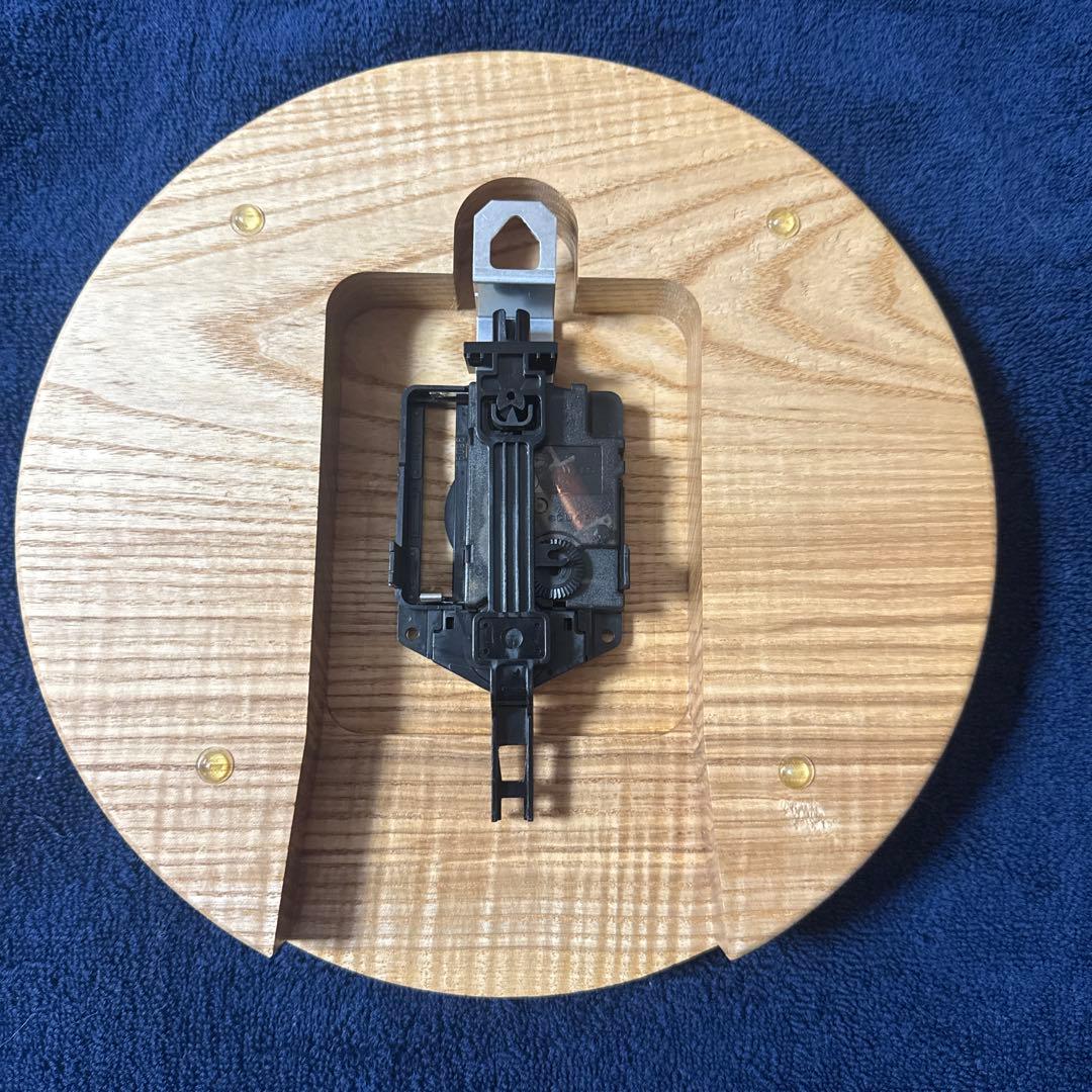 工房ペッカー　旭川クラフト　振り子　ふくろう　フクロウ　壁掛け時計　インテリア