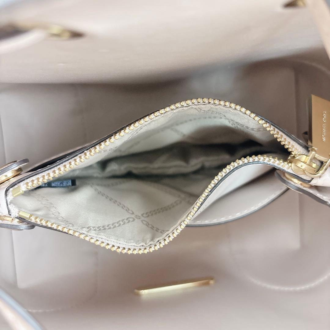 美品✨マイケルコース レザー巾着ショルダーバッグ ピンクベージュ　2way