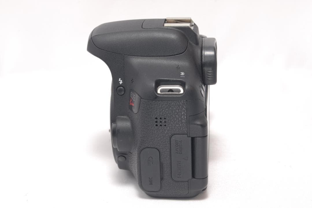 ⭐️高性能レンズ付き⭐️Canon Kiss X8i キャノン デジタル一眼