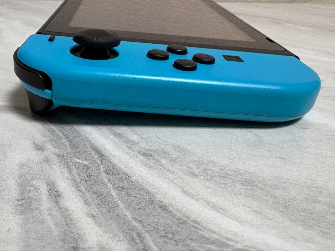 任天堂 Nintendo Switch 新型 HAC-001（-01）