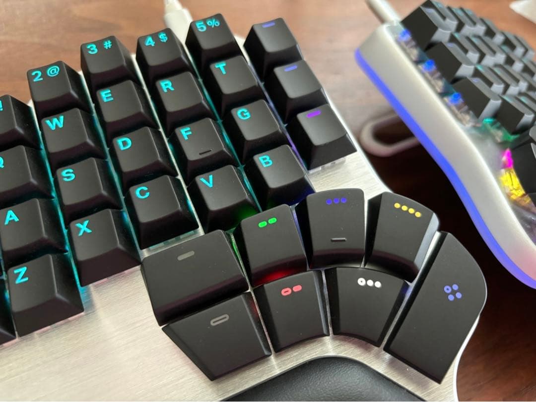 Dygma Defy キーボード 左右分割 左右分離 分割キーボード