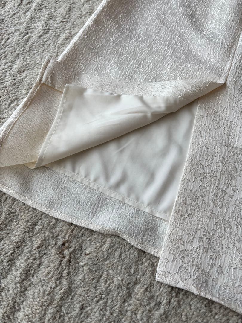 新品　etoll. フラワージャガードセットアップドレス ペプラム　スカート