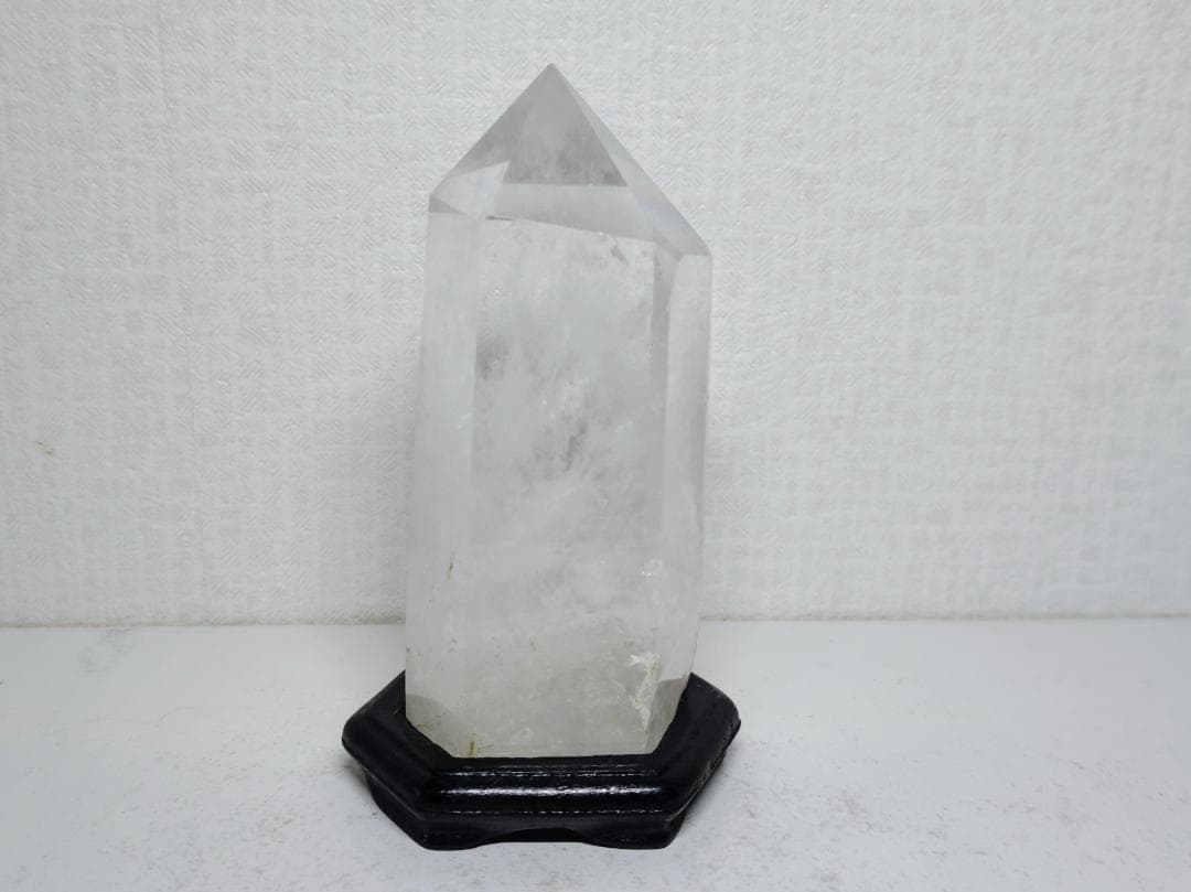 水晶 492g クォーツ 原石 鑑賞石 自然石 誕生石 宝石 鉱物 鉱石 水石