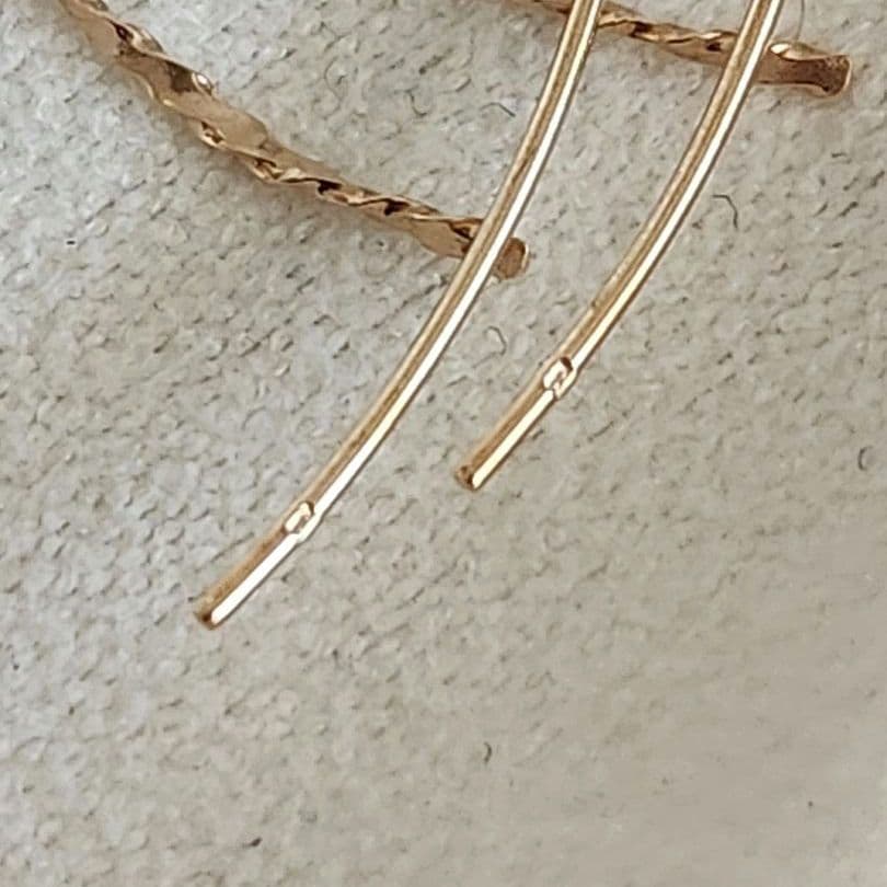 ツイスト♡【ジュエルクローゼット】K10ゴールド フックピアス