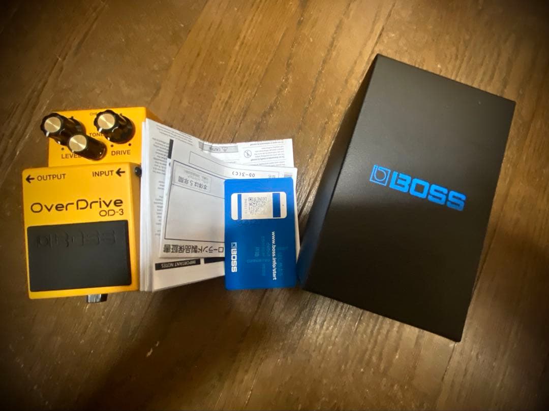 【美品】BOSS OD-3(交換用ボトムプレート、銀ネジ付)