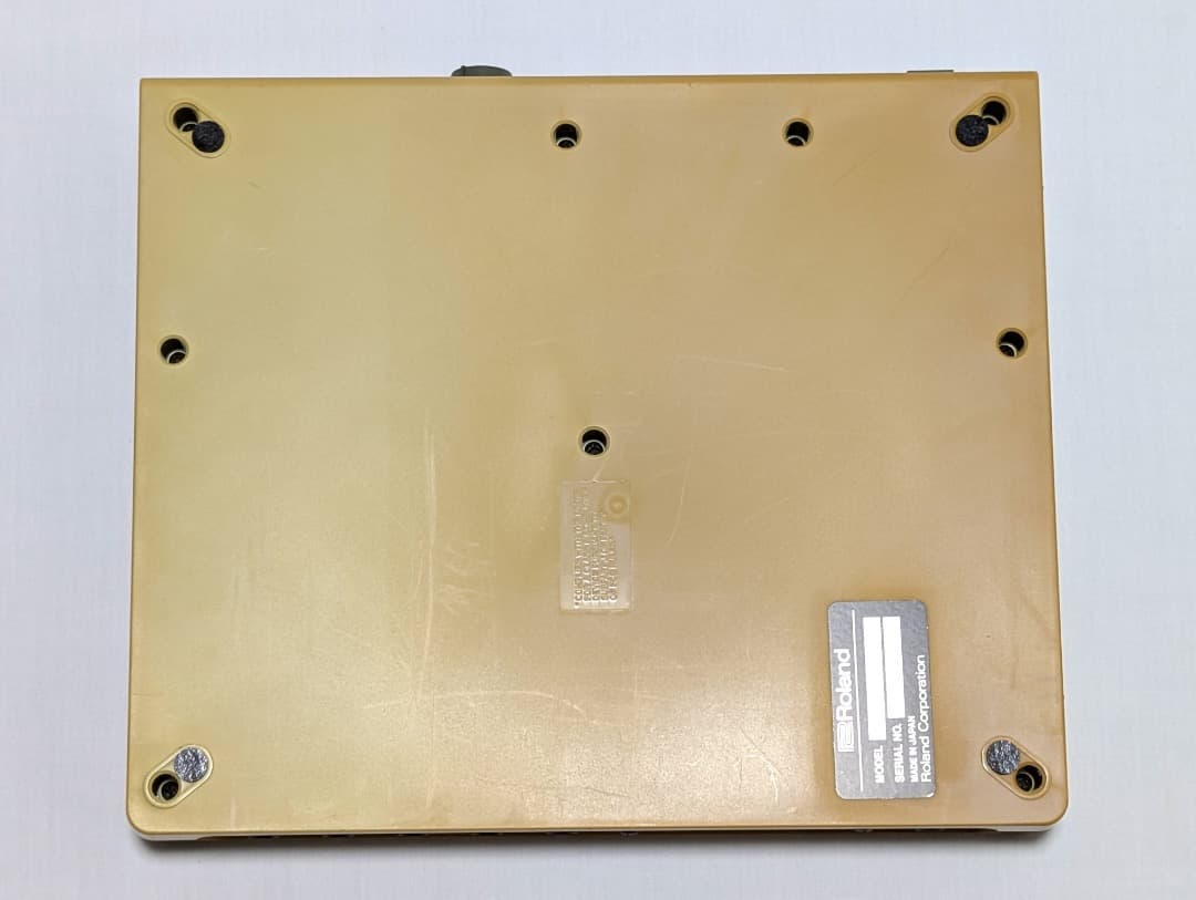 Roland CM-300 GS SOUND MODULE シンセサイザー 音源