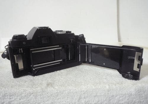 希少 Konica FS‐1 フィルム一眼レフカメラ 「不動品」 望遠レンズ付き