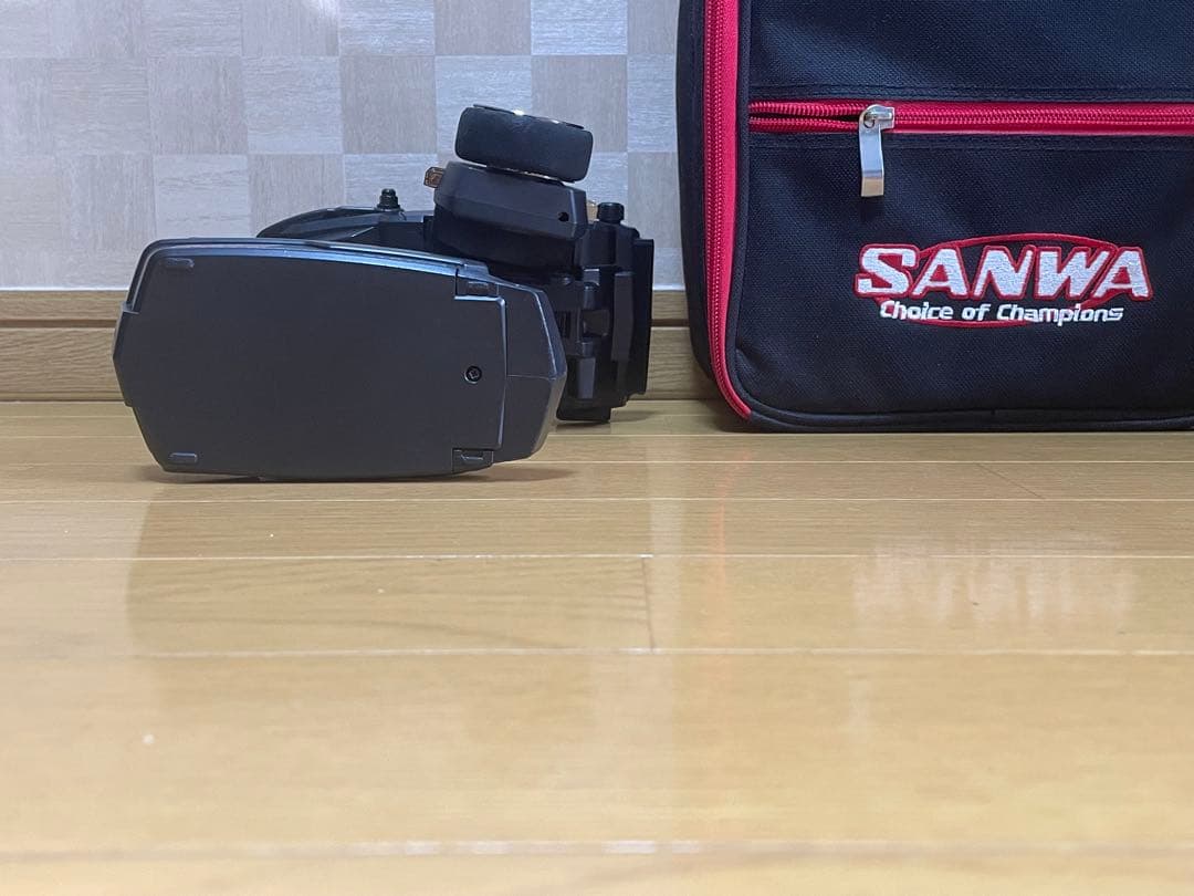 SANWA M17送信機とバッグ付き 現状渡し 【公式通販】 SANWA M17送信機と