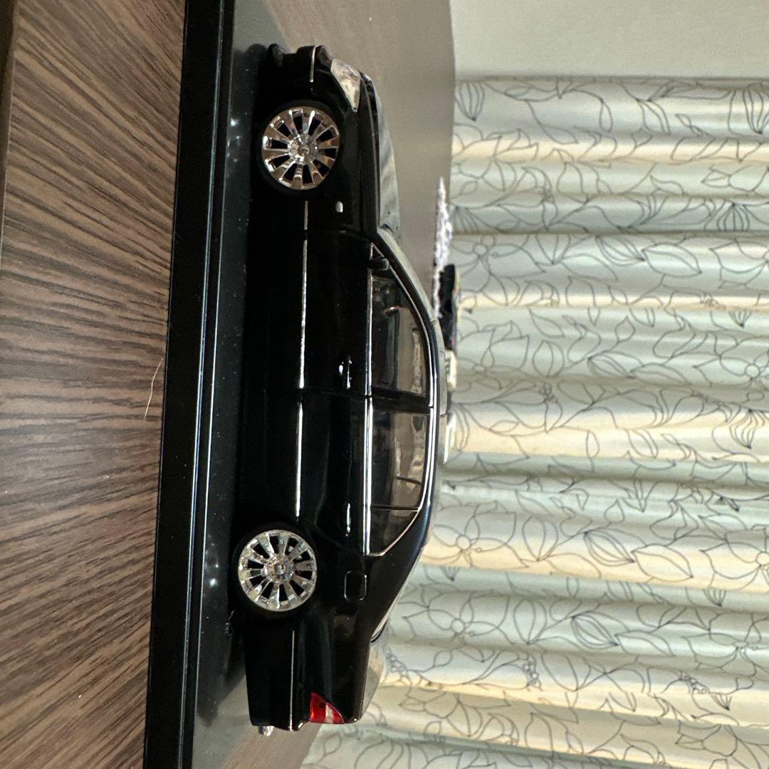 ファブレスデモカー30後期セルシオミニカー 1/24 スケール