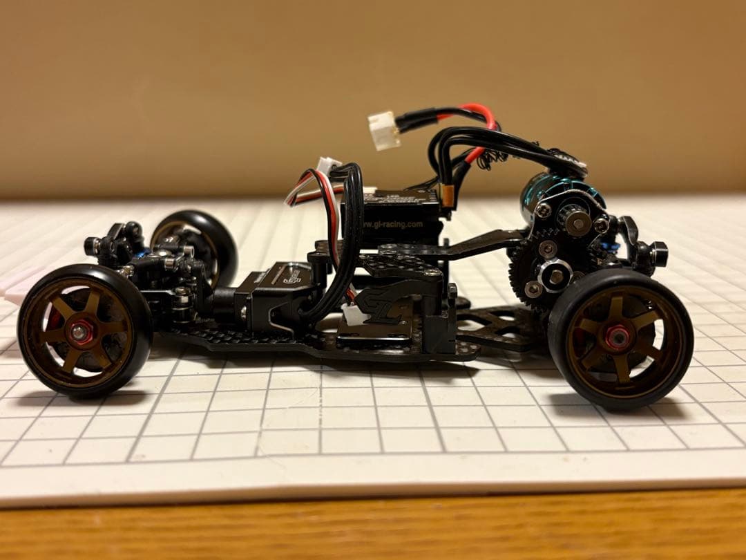 ヒ*ン様 GL racing製2WD DRIFT GLD