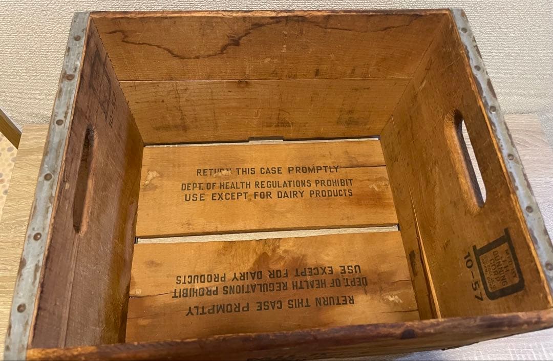 Sealtest ビンテージ 木箱 什器 看板 インダストリアル - メルカリ