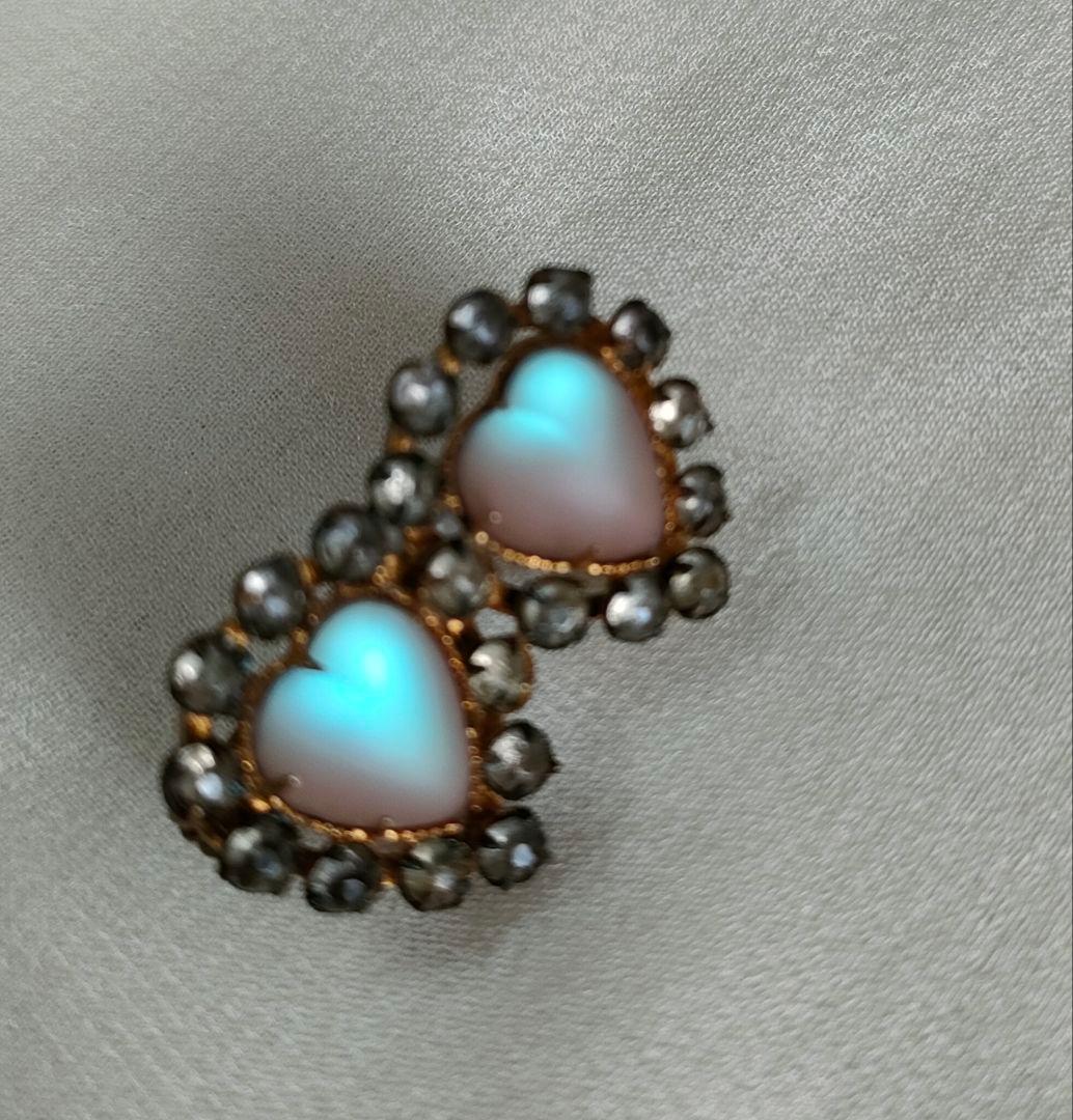 セール19日23時59分まで サフィレットブローチ ダブルハートモチーフ