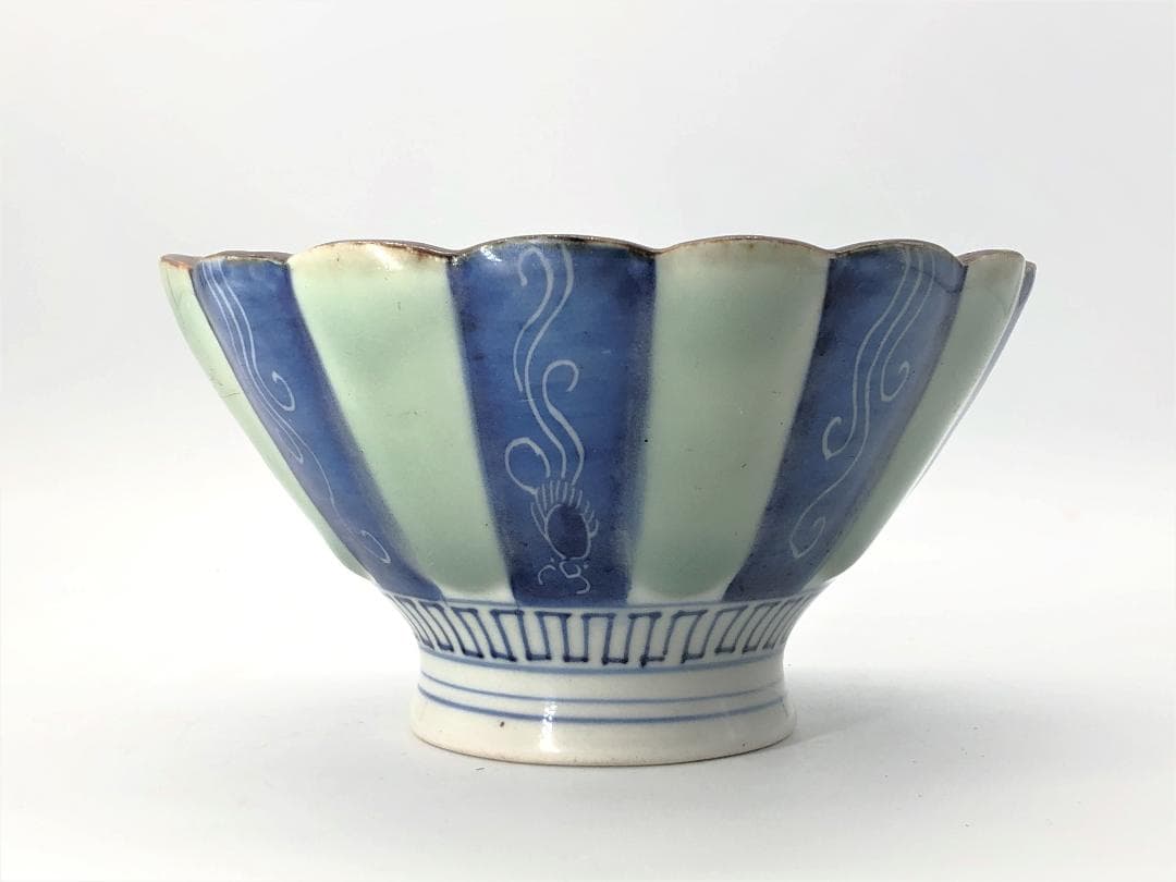 蕨手文豆彩高台鉢 】 仮託銘：成化年製 明朝末～