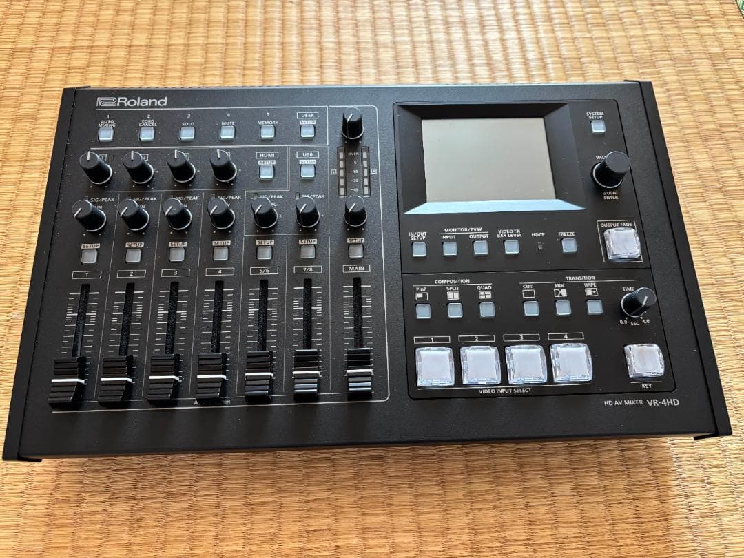 Roland AV Mixer VR-4HD（USB3.0ケーブル付属）