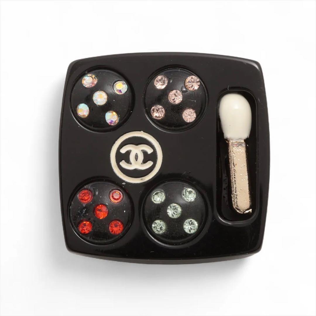 CHANEL メイクアップ 05P ピンブローチ アイシャドウ ブラック