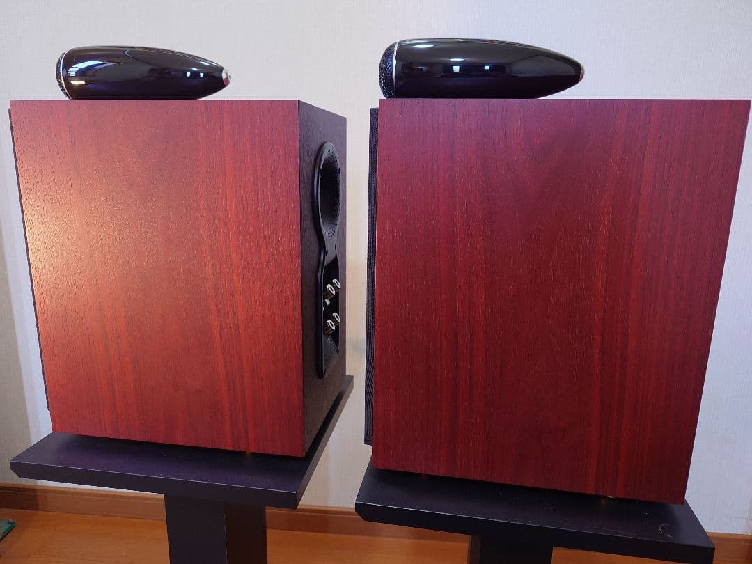 lichfieldさまB&Wブックシェルフスピーカー 705S2