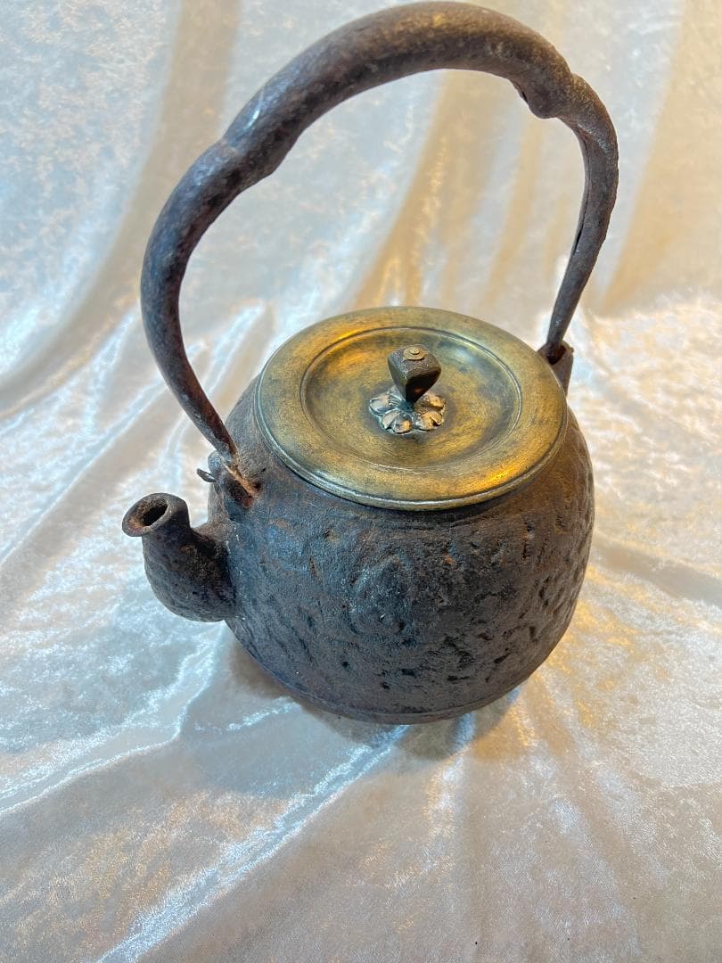 精金堂雷文象嵌把手八角鉄瓶合箱1708g 東Y7-0509⭐︎2Fトニチ