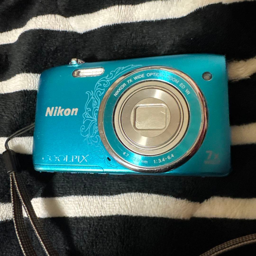 Nikon デジタルカメラ COOLPIX S3500 光学7倍ズーム／ジャンク - メルカリ