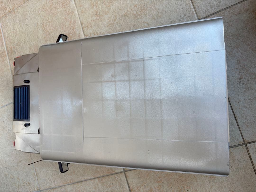 J*n様 特大完成品デアゴスティーニ 1/8 ハマーH1 エンジンラジコン　完全