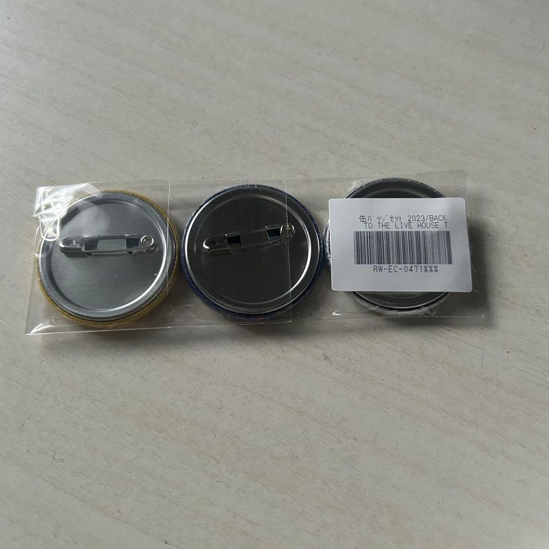 RADWIMPS 缶バッジ 3個セット - メルカリ