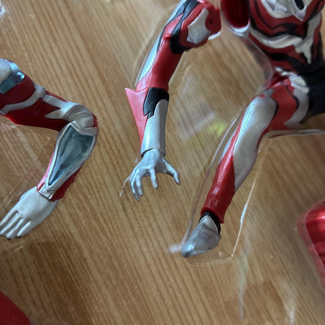 ウルトラマンルミナス　プレミアム　6体