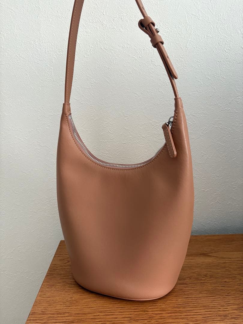 バッグ ROH SEOUL Medium Around hobo bag