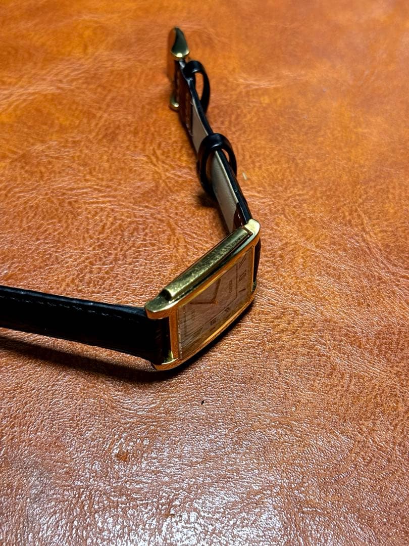 A121 希少 稼動品 SEIKO DOLCE スクエア型 90年代ヴィンテージ