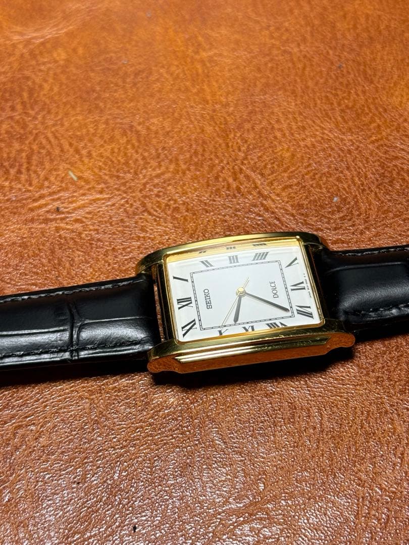 A121 希少 稼動品 SEIKO DOLCE スクエア型 90年代ヴィンテージ