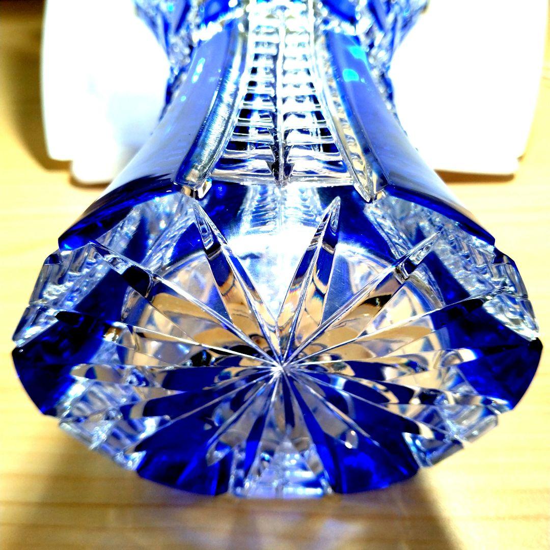新品カガミクリスタル江戸切子青色被せガラスクリスタルカット花瓶花器