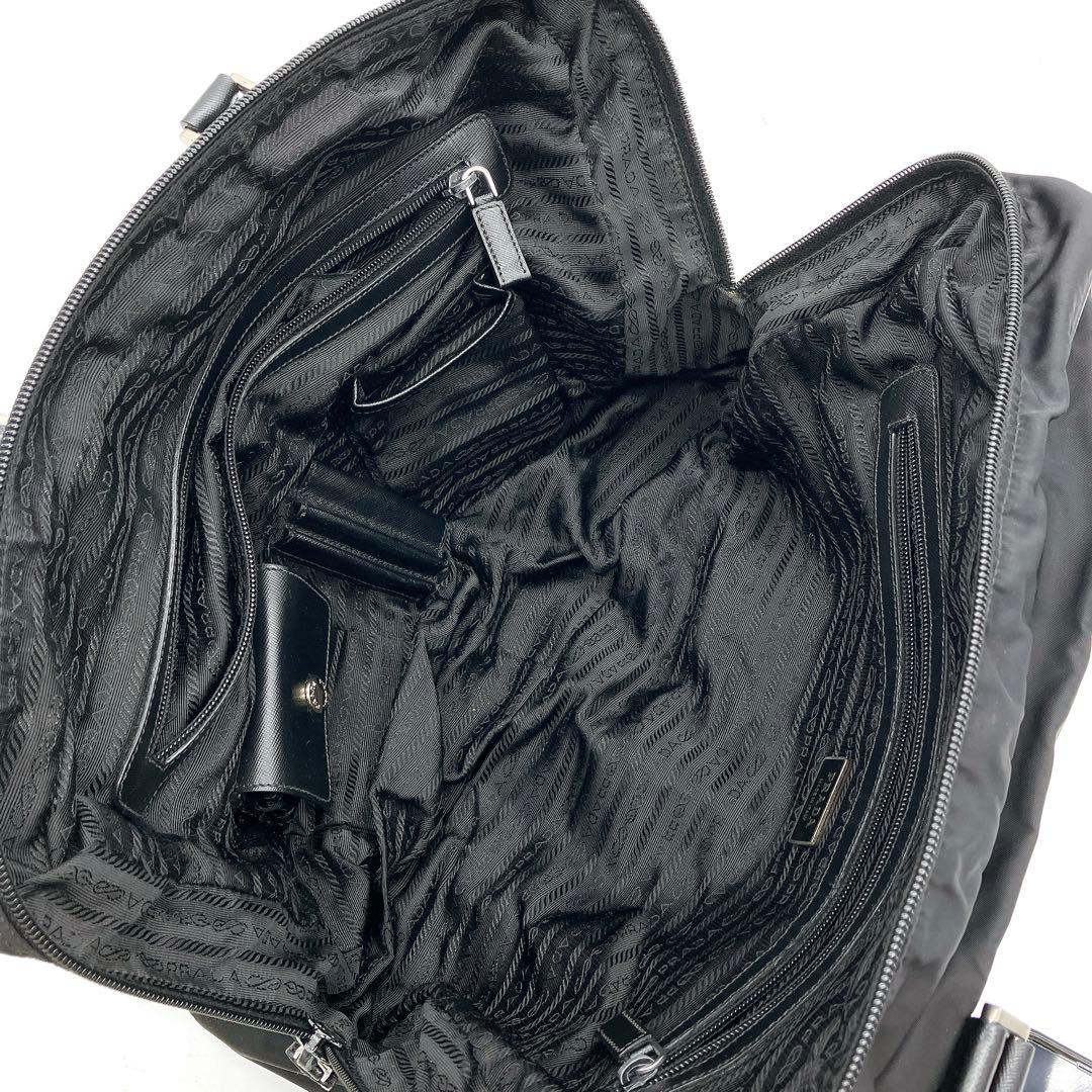 【PRADA】ブリーフケース　ナイロン　ブラック　シルバー金具　A4 三角ロゴ