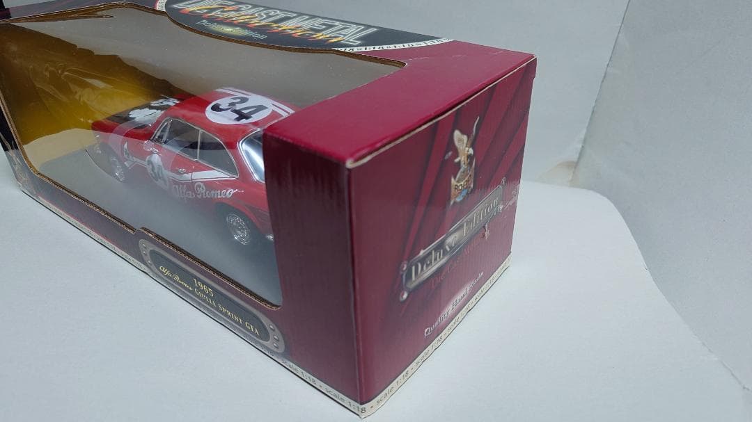 ロードシグネチャー　アルファロメオ ジュリア スプリント GTA １/18