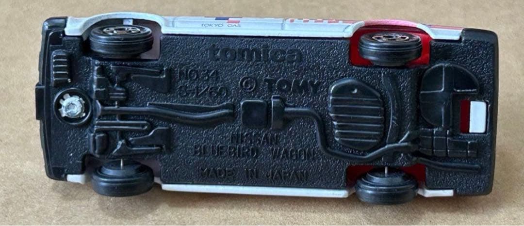 トミカ ニッサン ブルーバードワゴン 東京ガス