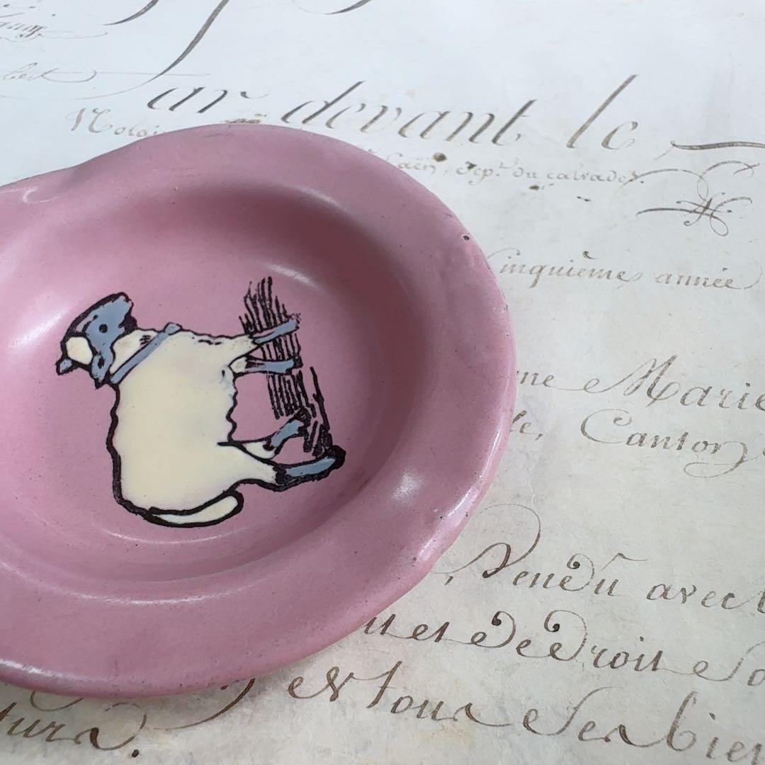 フランスアンティーク ホーロー 羊さんの小さなお皿 ピンク