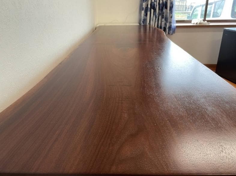 Studio Woonero【アトリエ木馬】一枚板ウォールナットテーブル