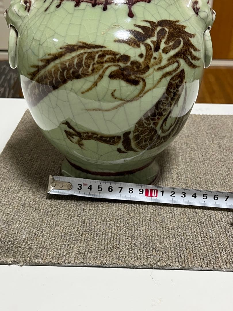 中国美術 龍泉窯 古典焼 官窯 希少 手描 雙耳 彫雲龍文壺 花器 唐物 骨董