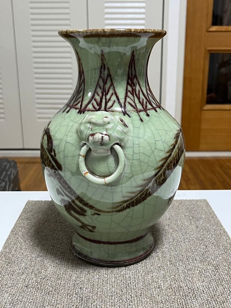 中国美術 龍泉窯 古典焼 官窯 希少 手描 雙耳 彫雲龍文壺 花器 唐物 骨董