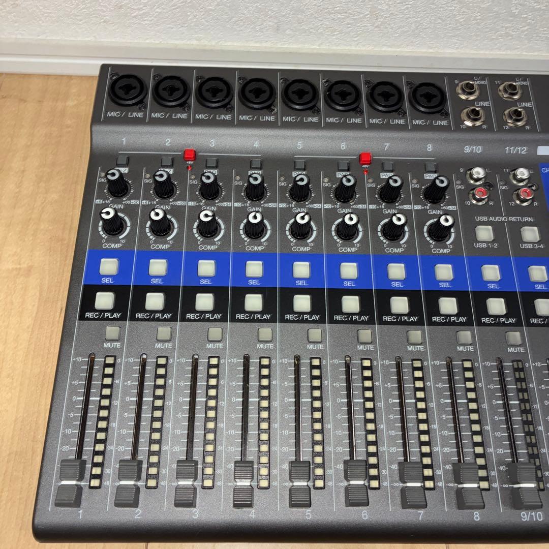ZOOM L-12 デジタルミキサー ズーム　live TRAK
