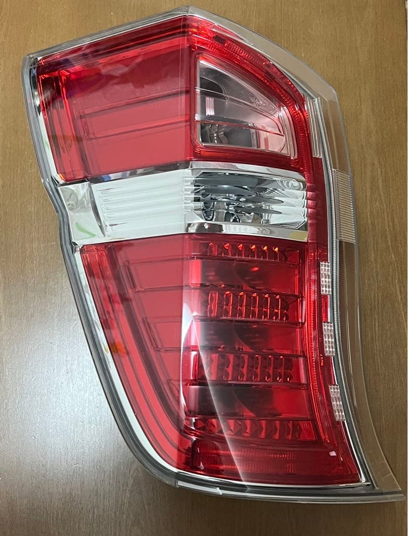 ステップワゴンRK 後期テールランプ RK1 - メルカリ