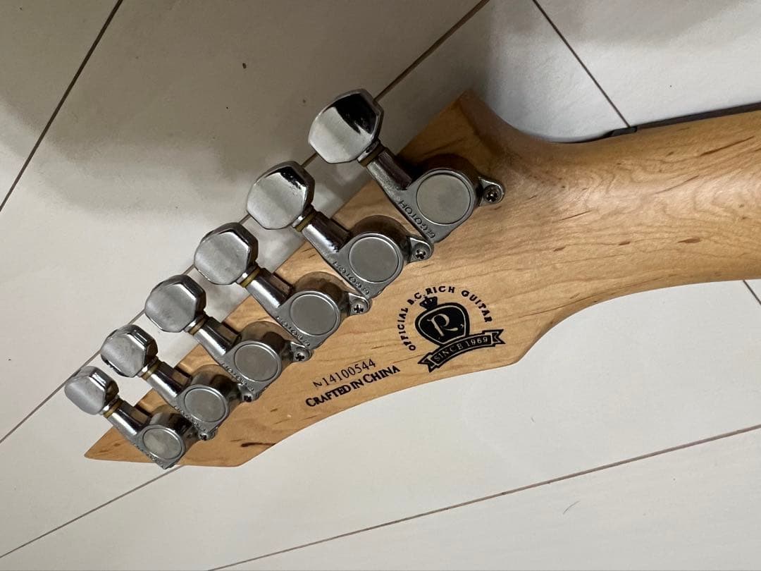 ★B.C.RICH WARLOCK ワーロック ブラック　美品★ エレキギター