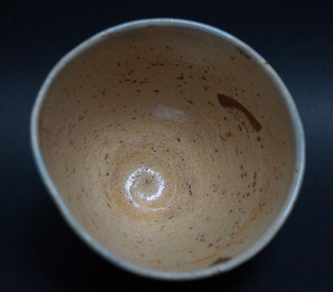 江戸期 古杉形茶碗 墨絵蘭文 在銘 池坊家元蔵共