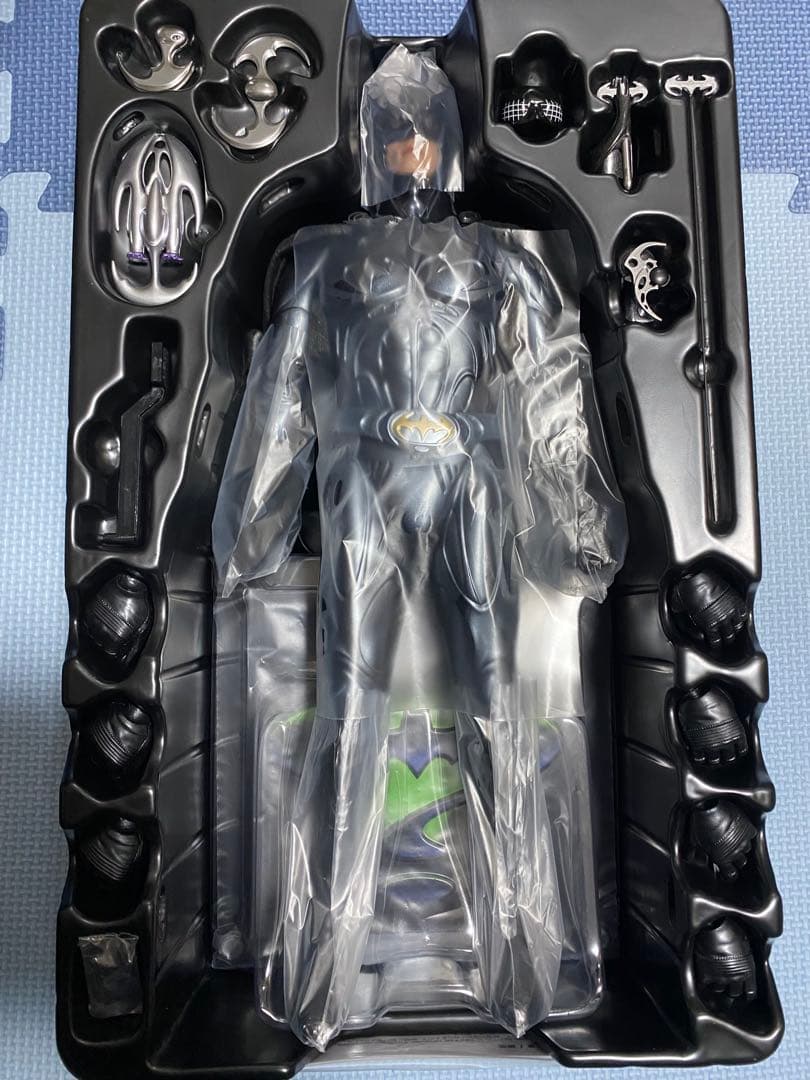 ホットトイズ バットマン フォーエヴァー ソナースーツ ロビン セット