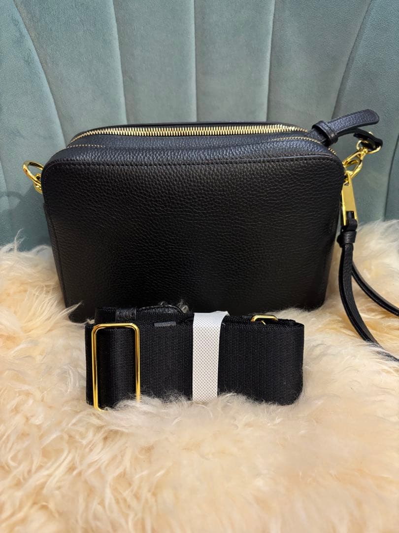 《未使用》I NEED MORE SHOES ショルダーバッグ