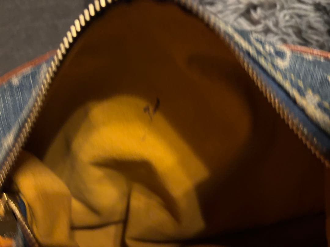 ルイ・ヴィトンLouis Vuitton バギー PM 肩掛けハンドバッグ