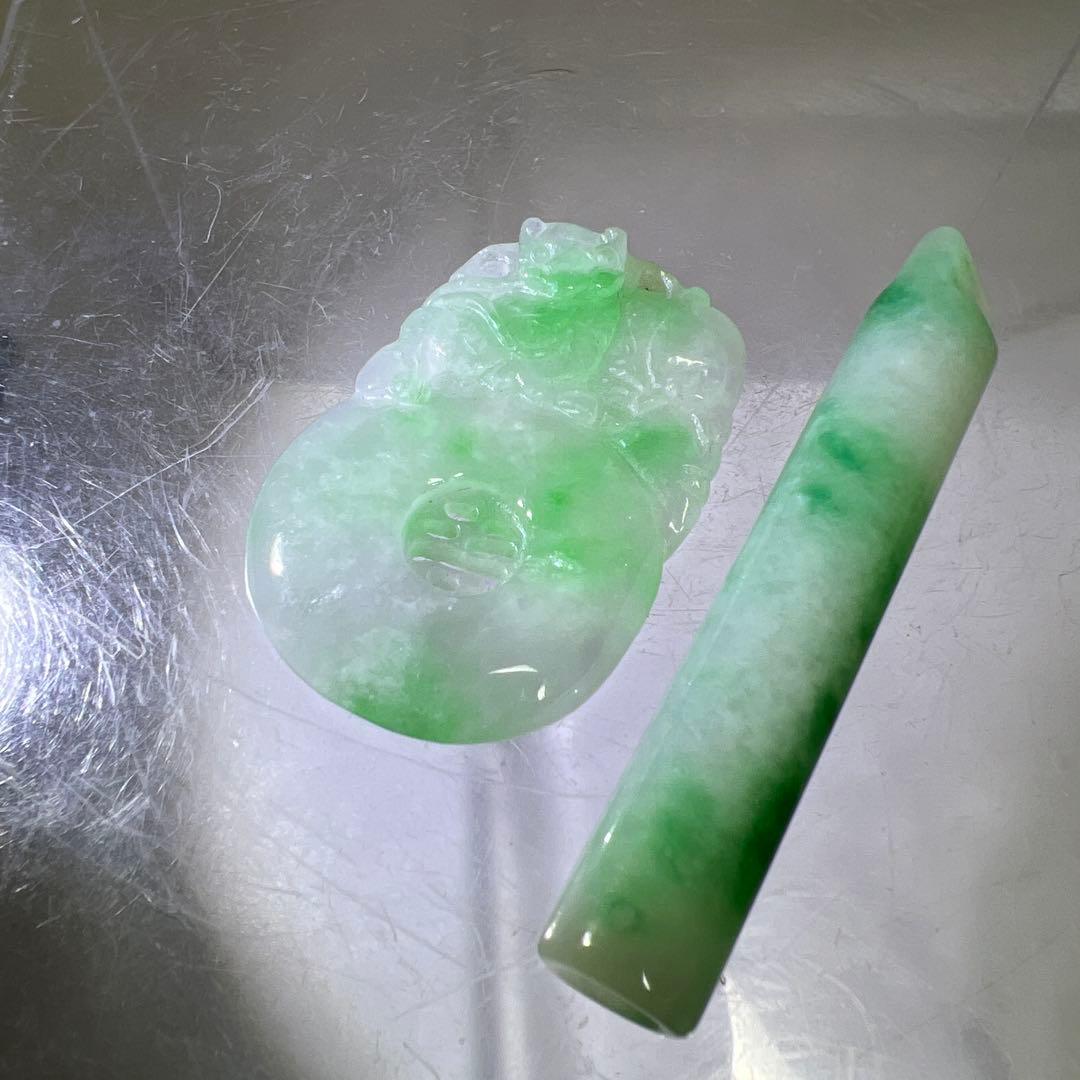 本翡翠アクセサリー色々　タエチ　211g 東里8-0109☆2F