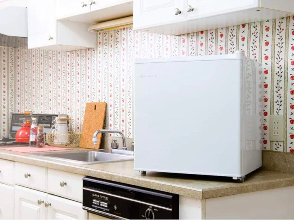 アレジア ALLEGIA ミニ冷蔵庫 ノンフロンAR-BC46 2020年製 T116471821