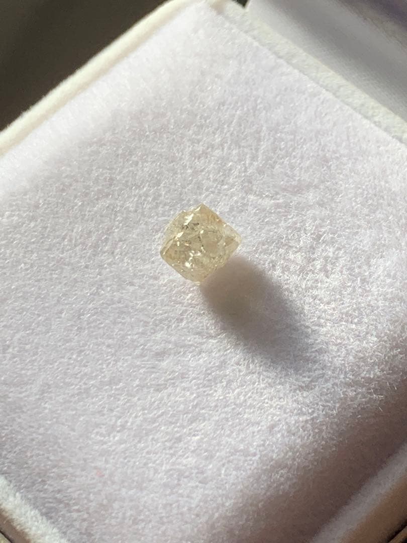 特大ダイヤモンド　原石　1.55ct 隕石ダイヤモンド　ダイア　ルース　化石