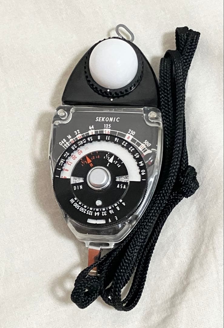 Canon EOSKissX4 18-55mm 露出計 レンズフィルター付 - デジタルカメラ