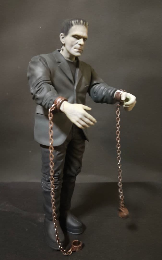 SIDESHOW製フィギュア フランケンシュタインの怪物リペイント完成品