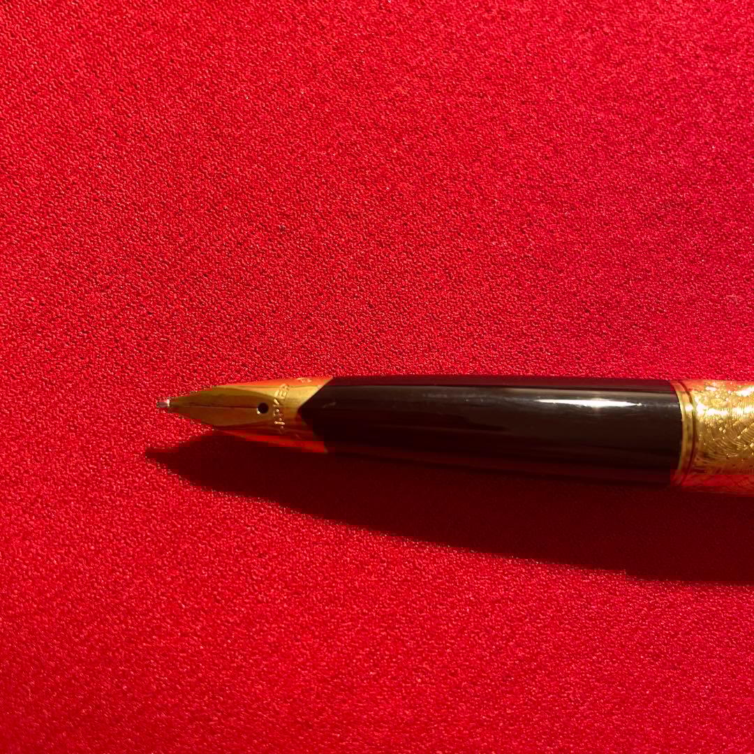 ✨超希少✨万年筆ブシュロン（Boucheron）35.8グラム金無垢18K