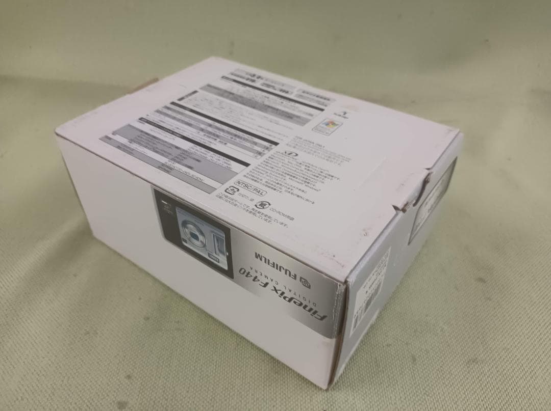 都《AEREN》Fujifilm FinePix F440　デジタルカメラ　動作